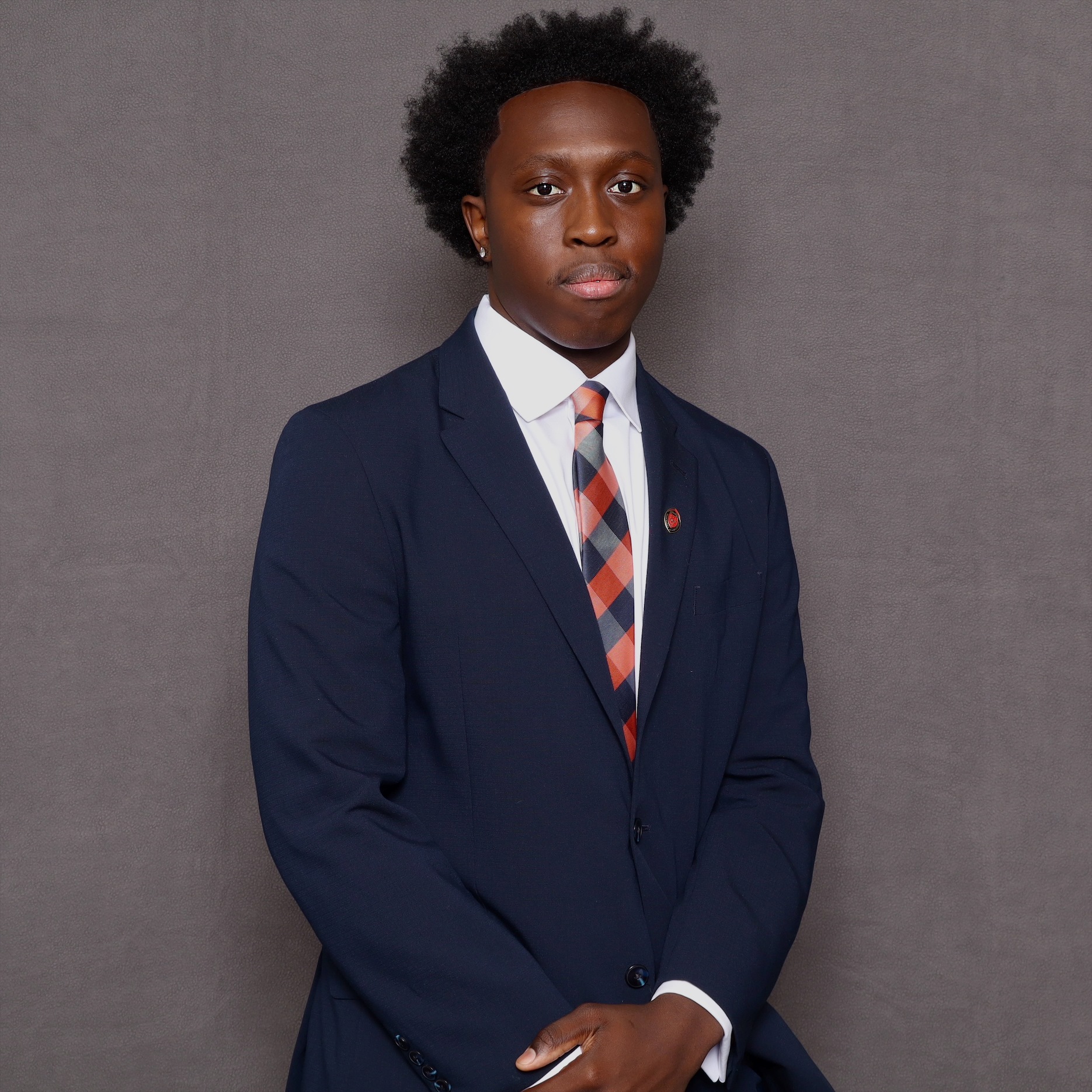 Isaiah Moshe headshot.